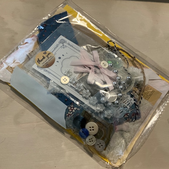 SLOW STITCHING KIT, JUNK JOURNAL, SCRAPBOOKING SUPPLIES & SNIPPET, OVER …8 - Picture 3 of 5